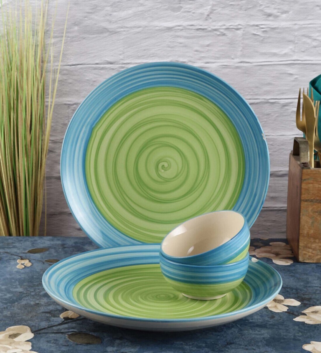 Buy Ananda Blue & Green 4 Pcs Ceramic Dinner Set by Vareesha Online