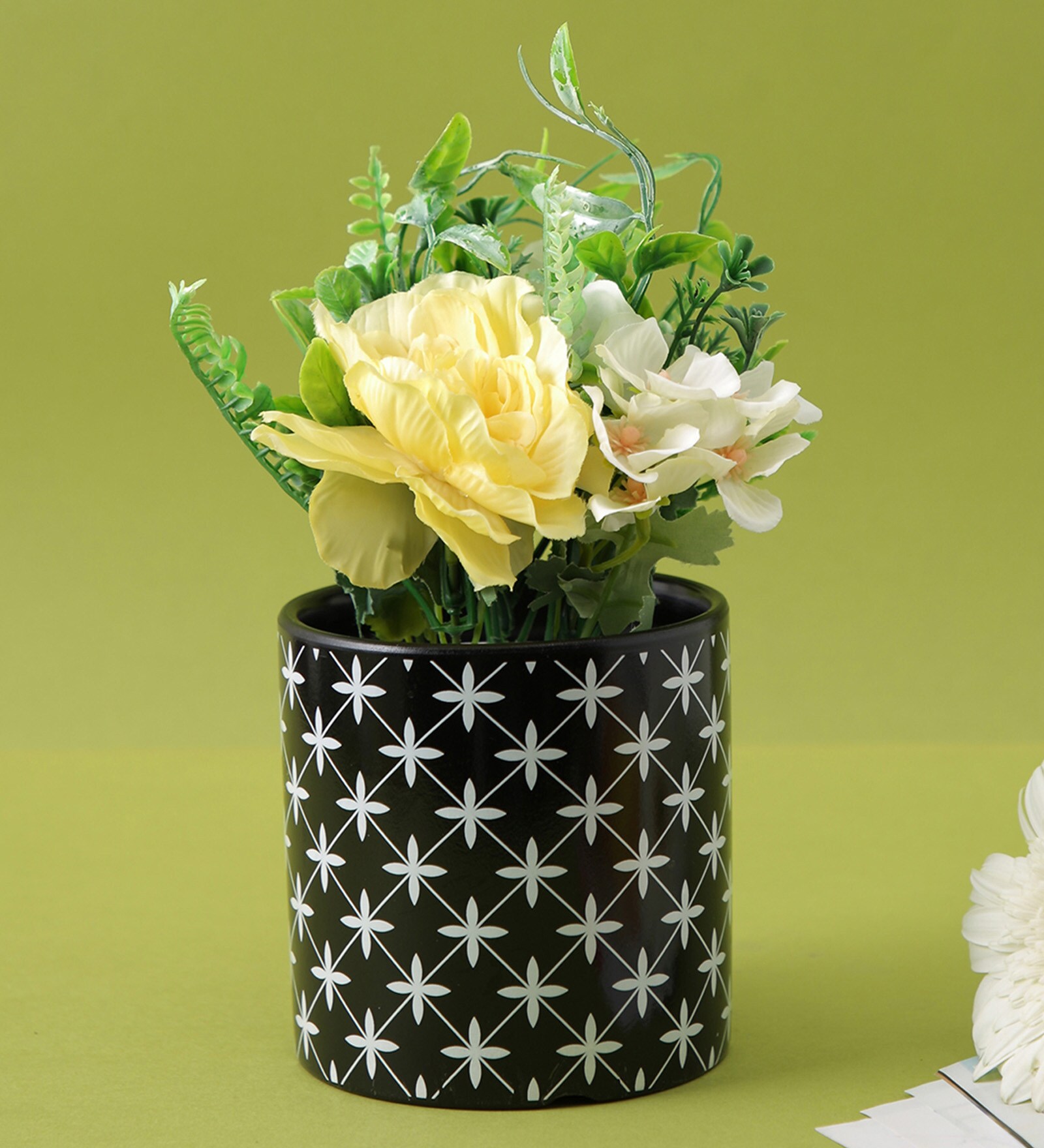 Buy Black Ceramic Planter by Tayhaa at 71% OFF by Tayhaa | Pepperfry