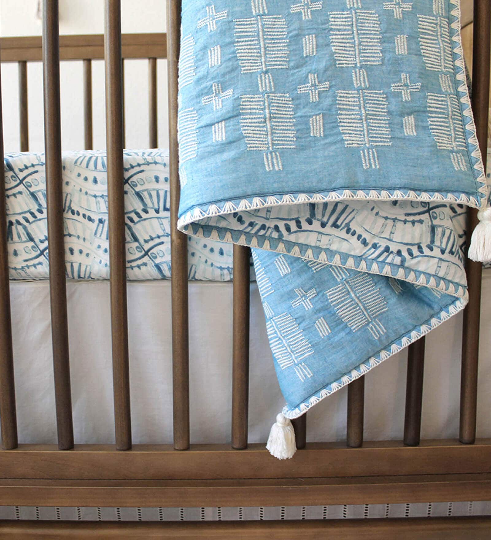 Buy Blue Kids Abstract Cotton Satin Crib Bedsheet by Crane Baby at 100