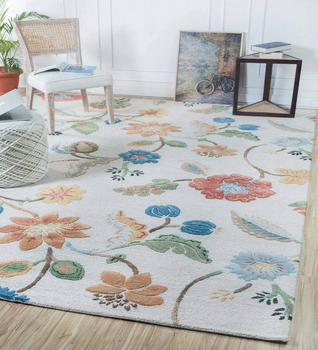 Buy Grey Floral Wool And Viscose 5 ft x 7 ft Hand Tufted Carpet by