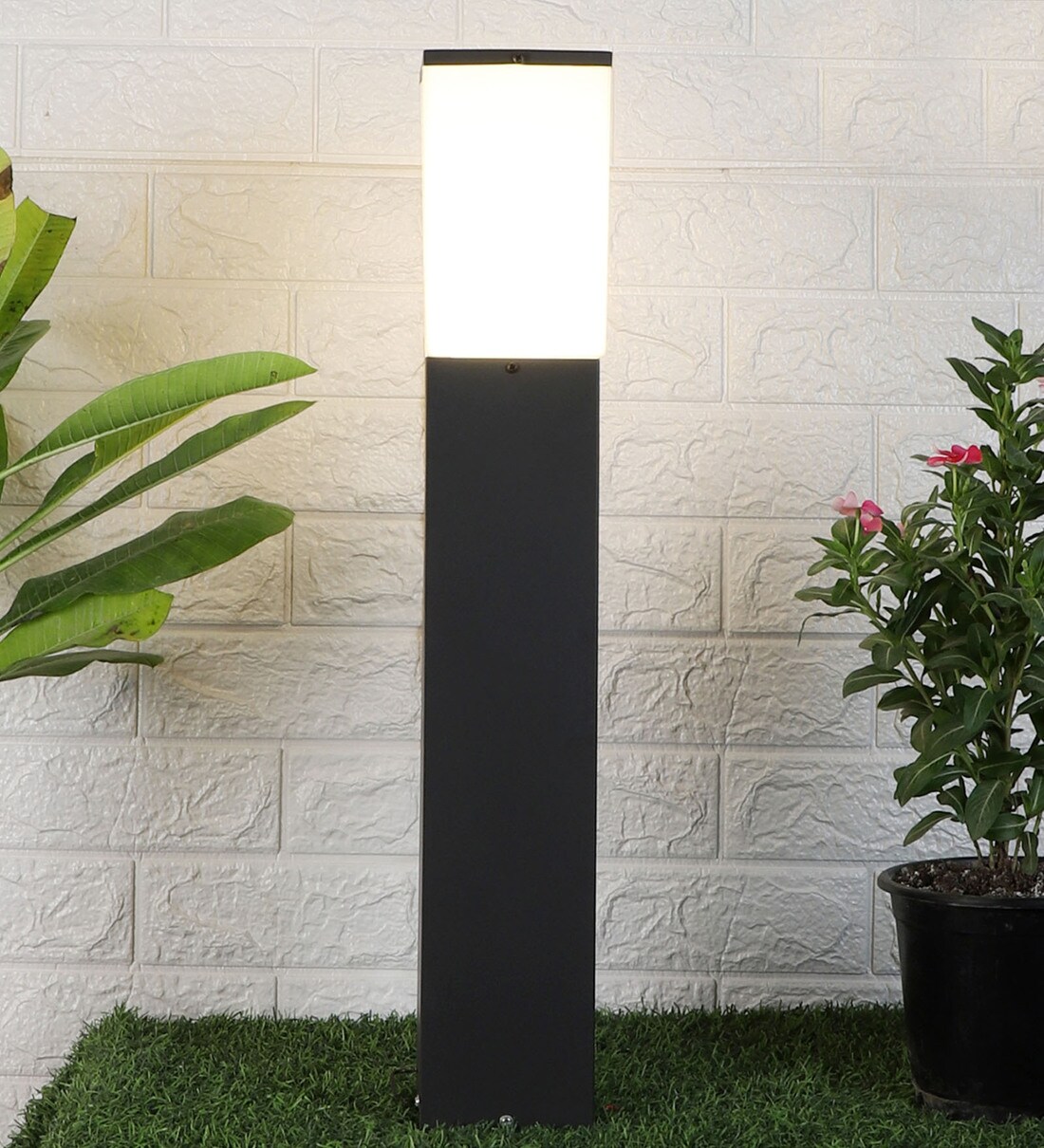 Buy Pancy Grey Iron Garden Light by Eliante by Jainsons Lights Online
