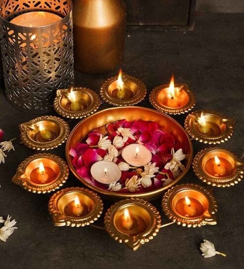 Handcrafted Gold Finish Metal Urli Offers & Cashback