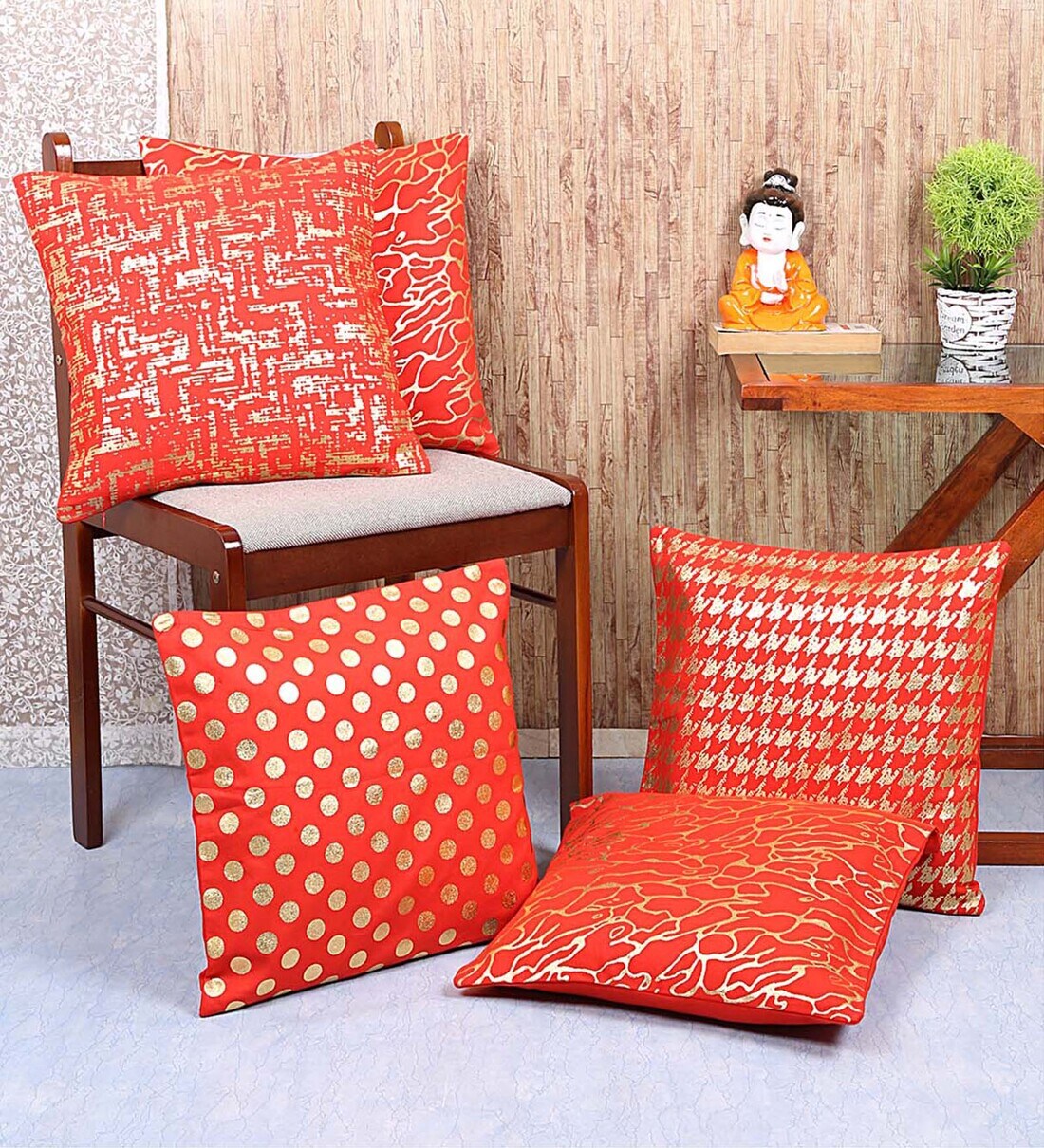 Buy Red Abstract Cotton 16 x 16 Inches Cushion Covers (Set of 5) by Mafatlal Online