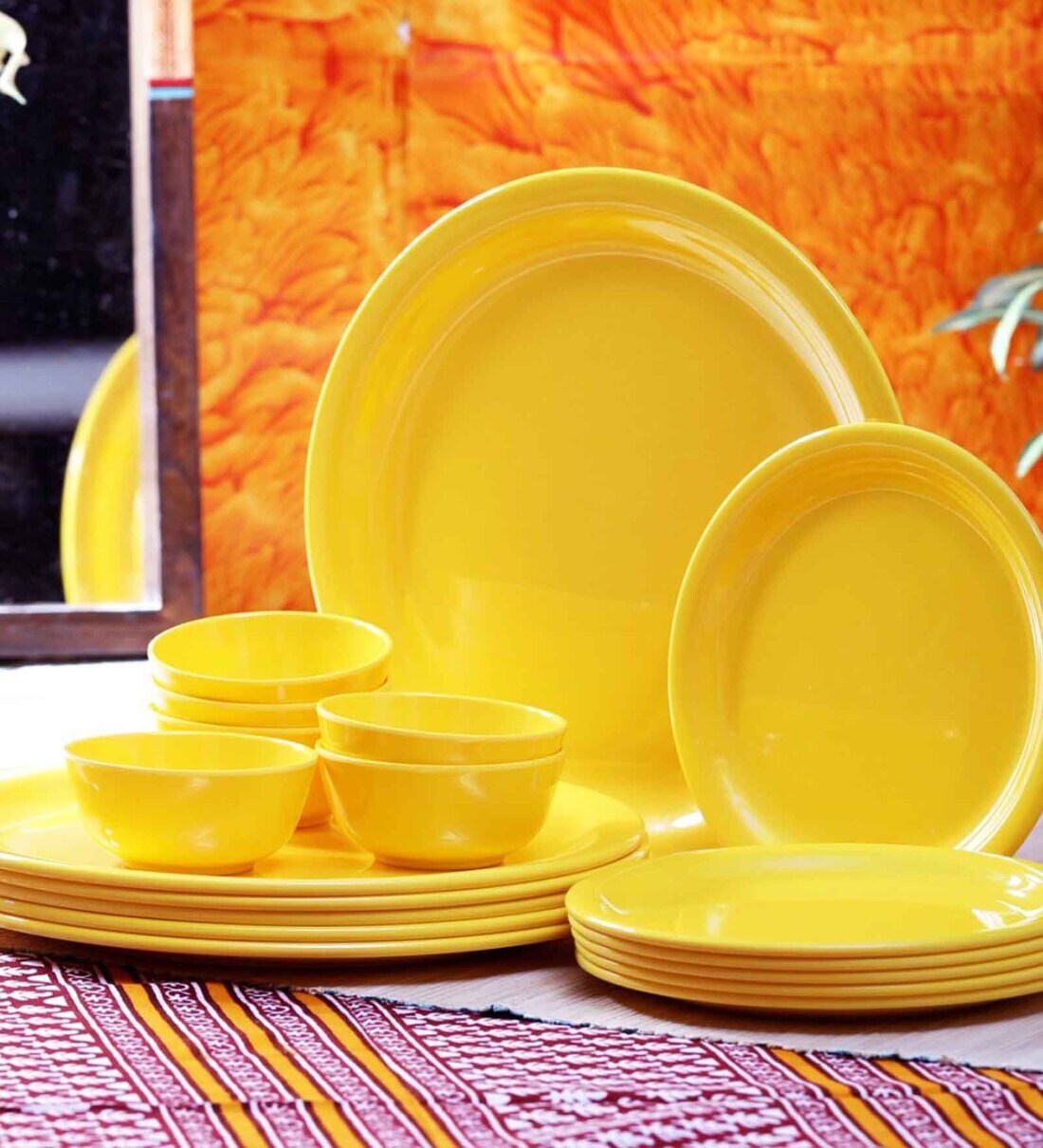 Buy Servewell 18 Pieces Yellow Dinner Set by VarEesha Online