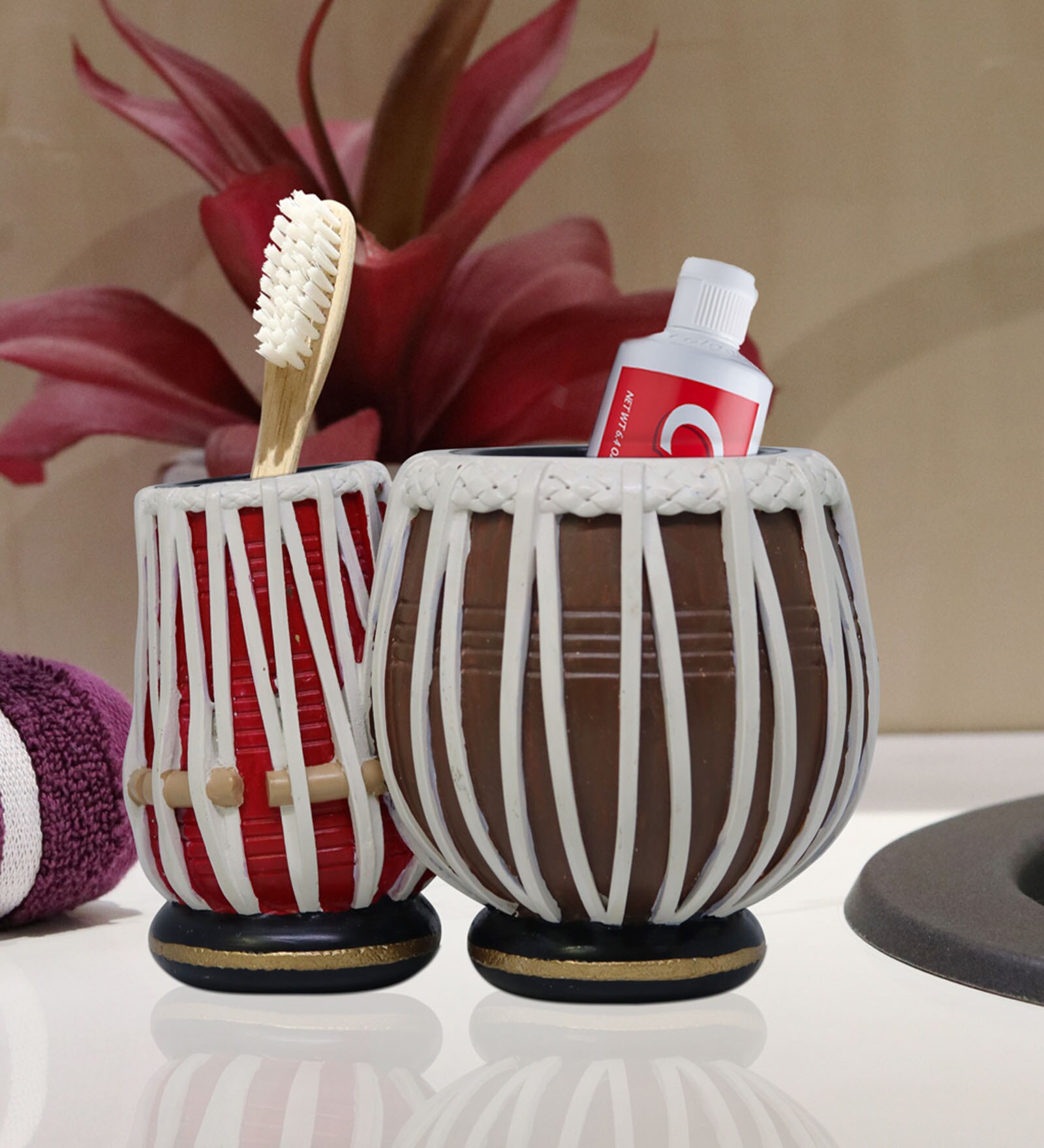 Buy Polyresin Counter Top Toothbrush Holder In Brown By Shresmo Online