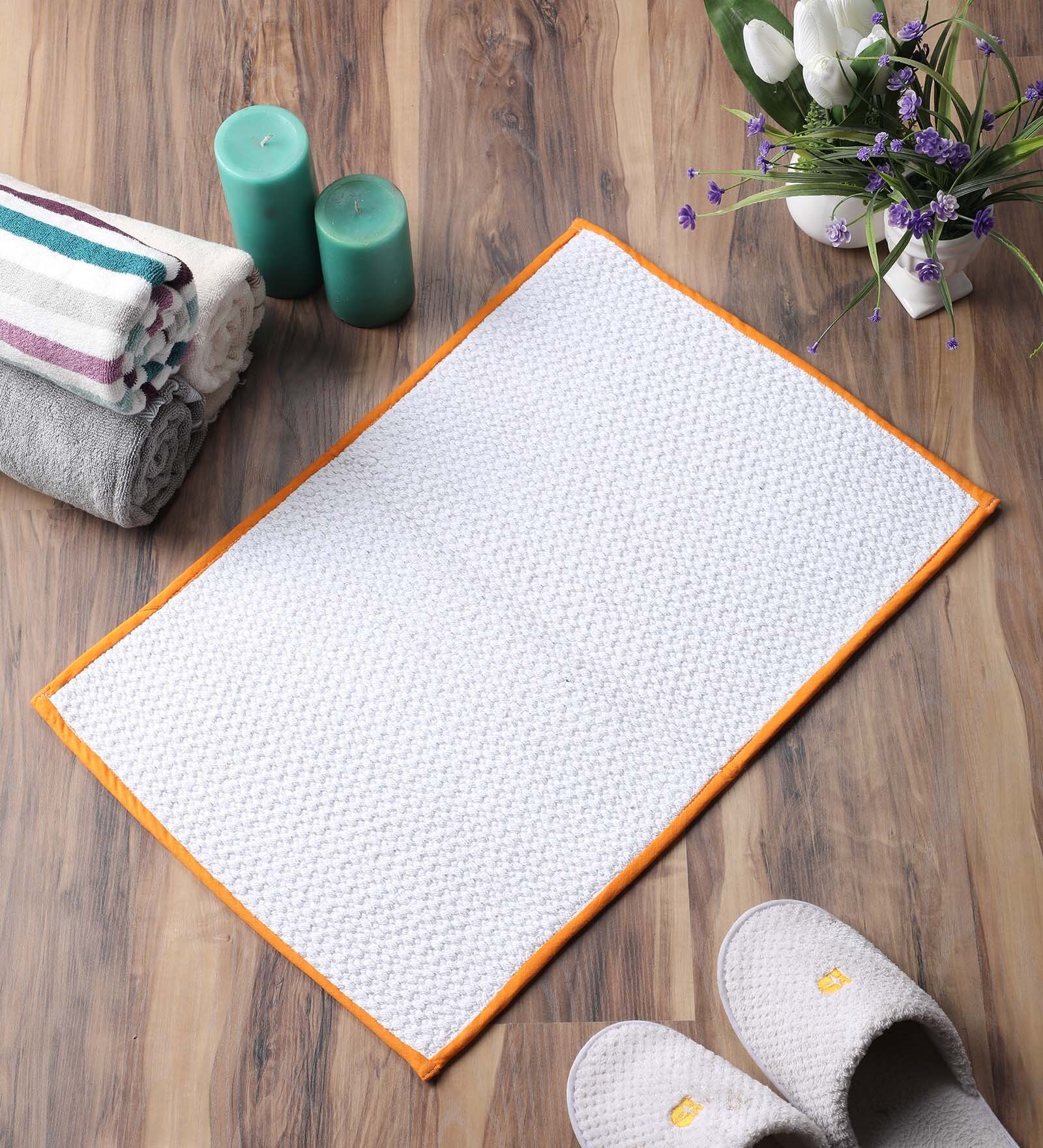 Buy White Solid Cotton 24x16 Inches Max Absorbant Bath Mat by Sanded
